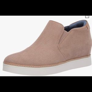 Dr Scholl’s Comfy wedged sneakers in Taupe suede
